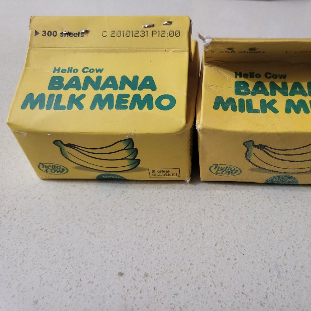 Hello Cow Banana milk memo pad notepad set